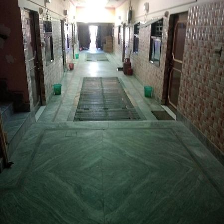 Govind Guest House Mathura Eksteriør billede