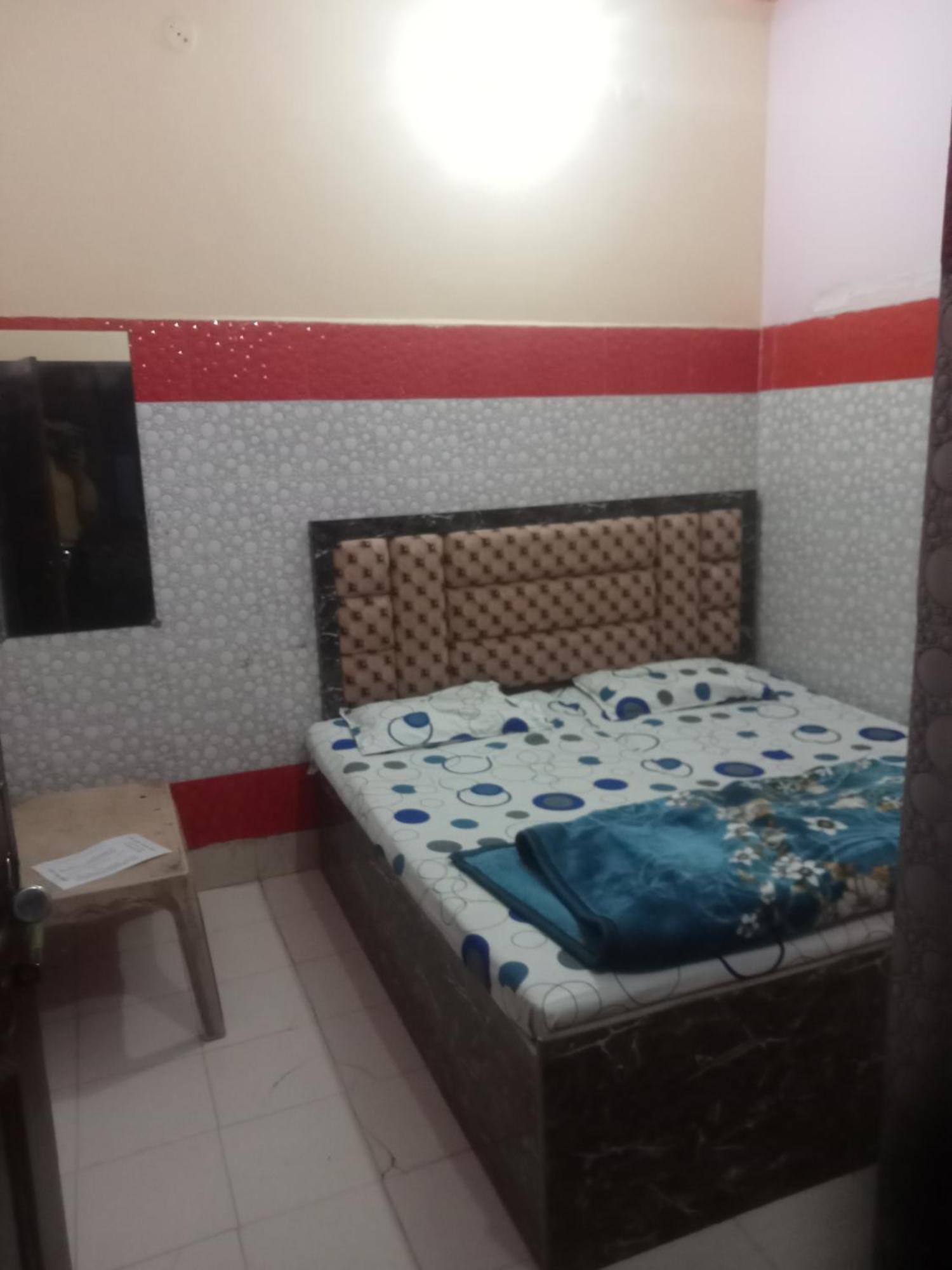Govind Guest House Mathura Eksteriør billede